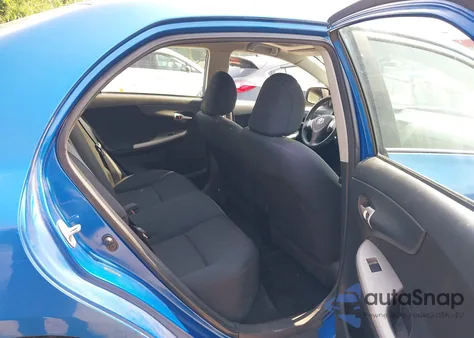 2010 Toyota Corolla S из США, поврежденный, VIN 2T1BU4EE7AC299244